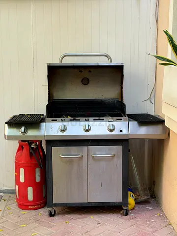3 Burner Gas BBQ Grill with Gas Cylinder – Working Condition