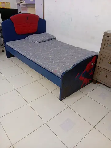 Children cot