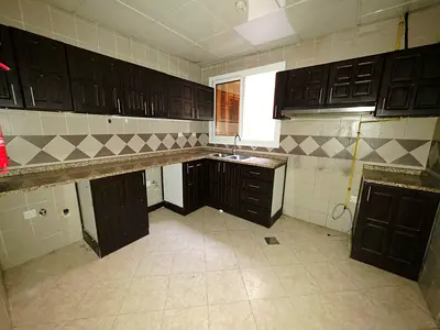 NEAR TO METRO. AFFORDABLE 3BHK. FREE GYM PARKING. FAMILY BUILDING