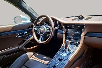 صورة مصغرة 8 لـ 2018 Porsche 911