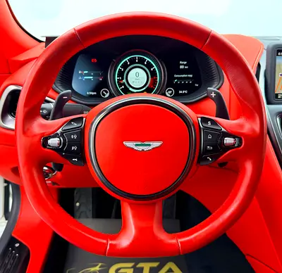 2017 Aston Martin DB11 photo 7