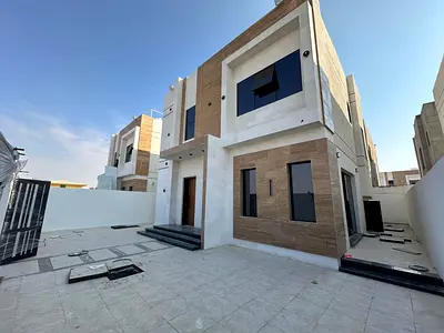 🏡✨ فيلا للإيجار في العامرة – عجمان ✨🏡  فرصة مميزة للسكن العائلي في منطقة العامرة، إحدى المناطق السكنية الهادئة والمطلوبة في عجمان، بموقع استراتيجي ق