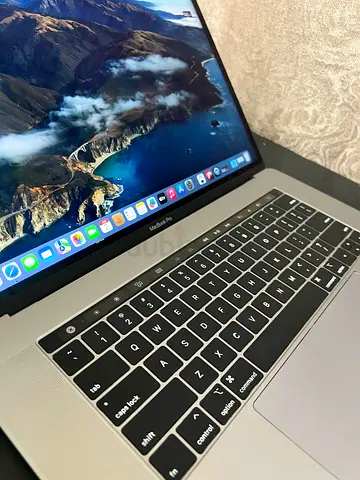 MacBook Pro 2019 i9 | 32GB RAM | 512GB SSD | 4GB Graphics