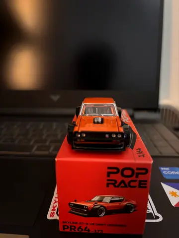 Pop Race PR64-173 Nissan Skyline GT-R V8 Drift (Kenmeri) Orange