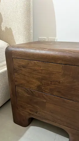 Oregon Night Stand – Walnut Wood