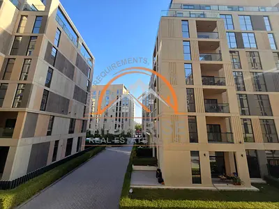 Spacious Medium-Sized Studio Apartment with Modern Appliances, Bright Interior
