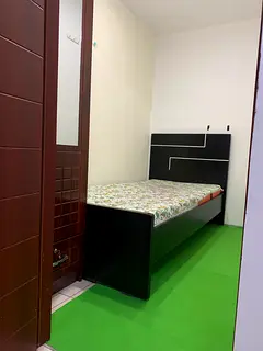 partition for for male near the garden metro station