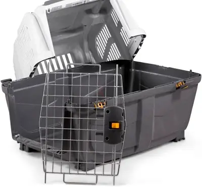 Extra Large and Medium Plastic Pet Carrier with Metal Door,IATA approved - Good Condition