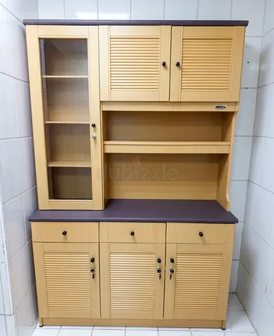 3 door kitchen cabinet