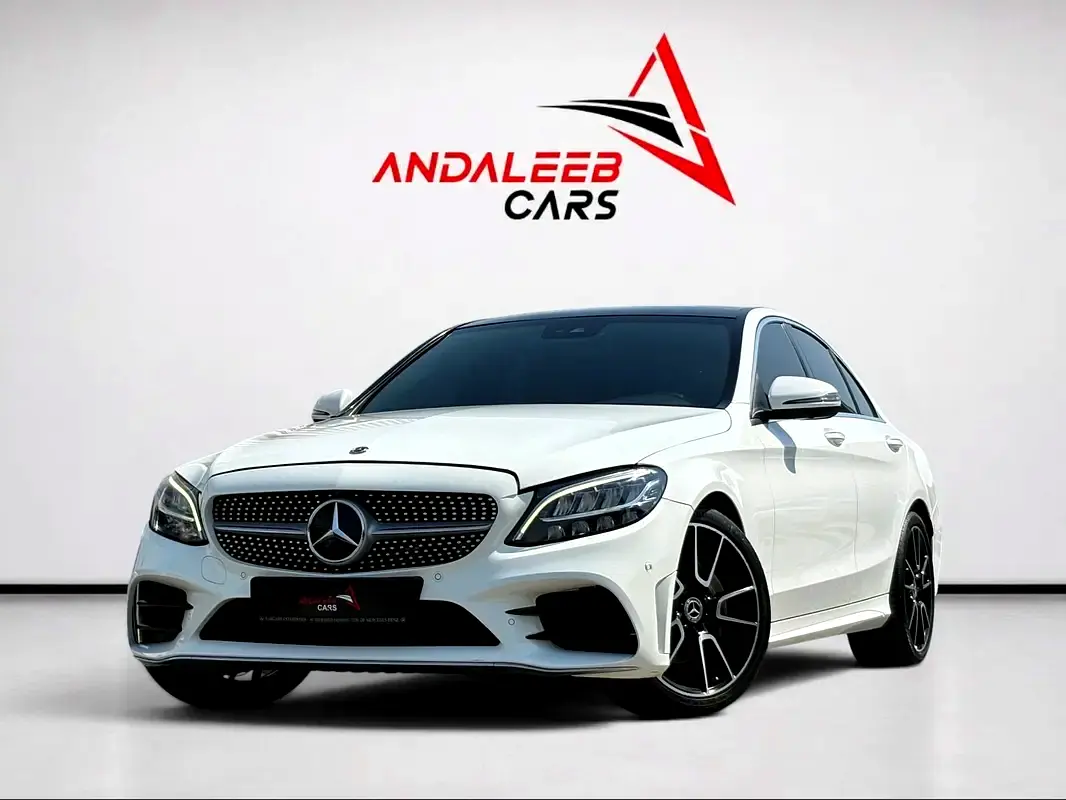 Mercedes-Benz C-Class 2019 — photo 1 of 19