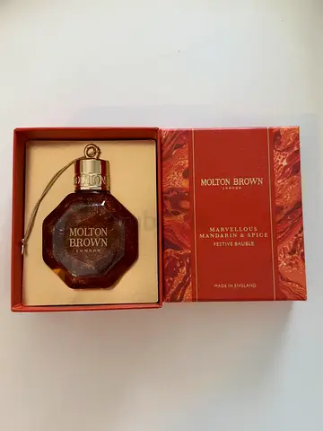 Molton Brown Marvellous Mandarin  Spice Festive Bath  Shower Gel Bauble