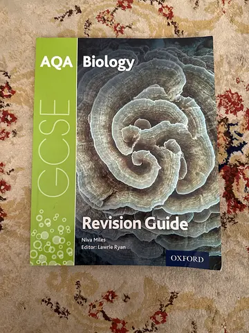 AQA Biology GCSE Revision Guide