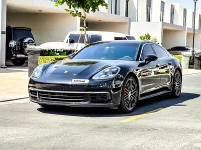 صورة 3 لـ 2017 Porsche PANAMERA