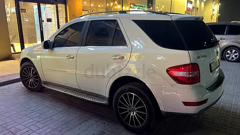 Mercedes-Benz M-Class ML 500 2009 GCC Specs