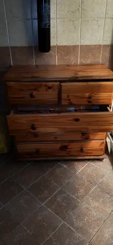 Solid Pine 3-Drawer Chest of Drawers - Compact