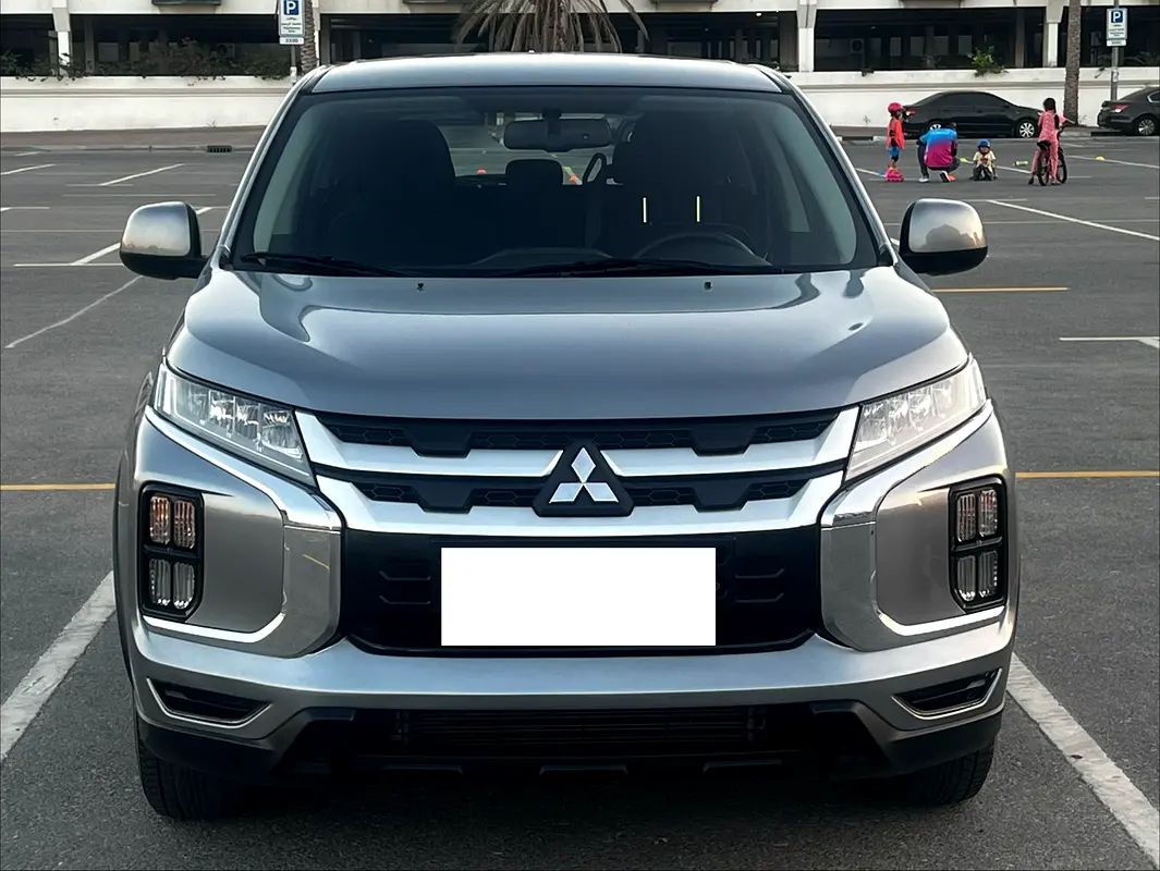 Mitsubishi ASX 2022 — photo 1 of 12