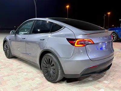 2023 Tesla MODEL Y — фото 5