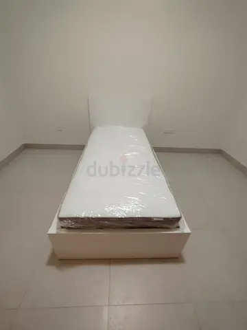 Malam single  bed 90/200cm bed and Ikea mattress is available in excellent condition