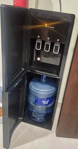 Standing Water Dispenser with Bottom-Load