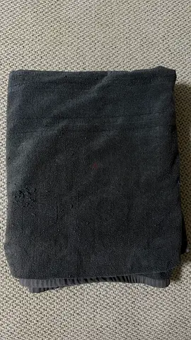 Dark gray microfiber cleaning cloth / towel - gently used