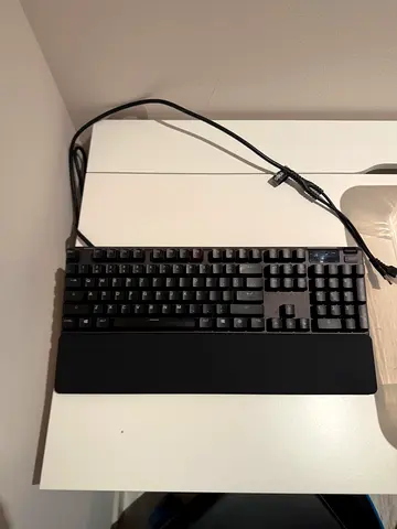 SteelSeries Apex Pro Keyboard