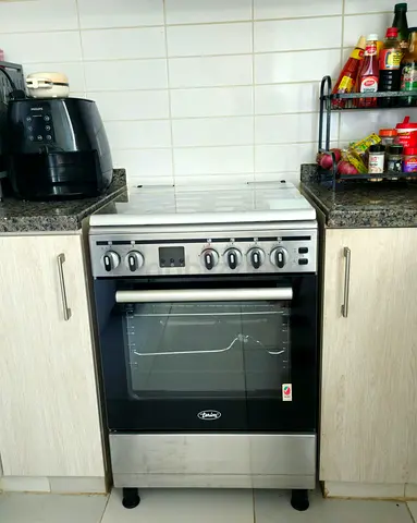 Terim Stainless Steel 4-Burner Gas Cooker – Excellent Condition