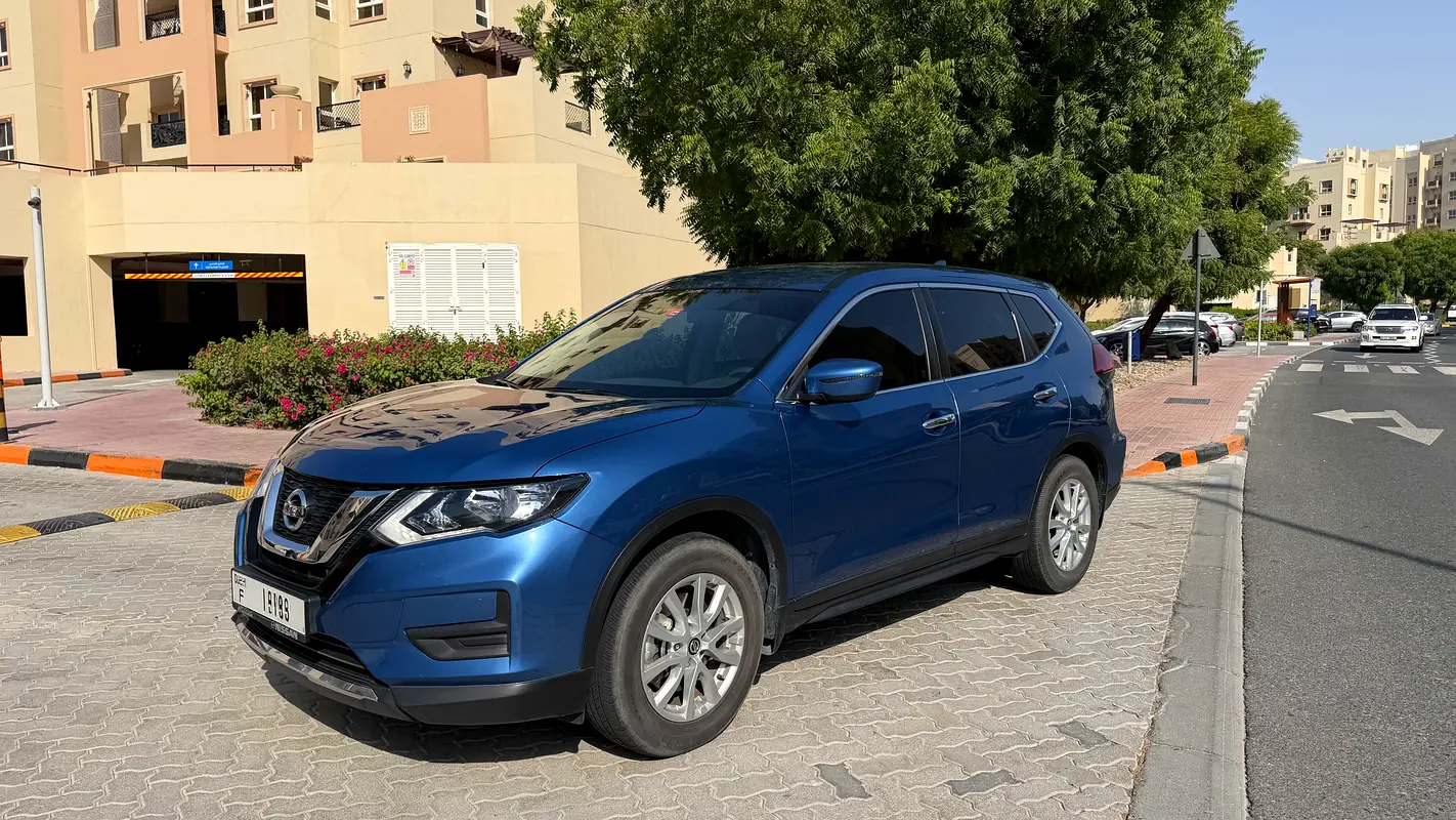 Nissan X-Trail 2022 — photo 1 of 9