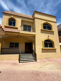 Commercial villa for rent in Al Rawda on Al Talah Street, 5 master bedrooms, majlis and hall. Annual
