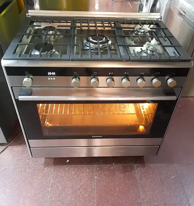 Siemens 5 burner full gas stove 90 by 60cm