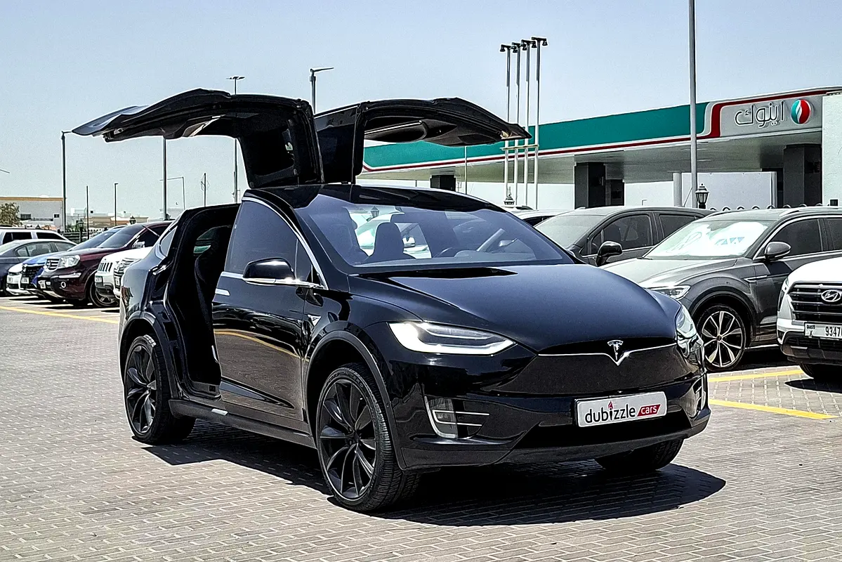 Tesla Model X 2017 — photo 1 of 15