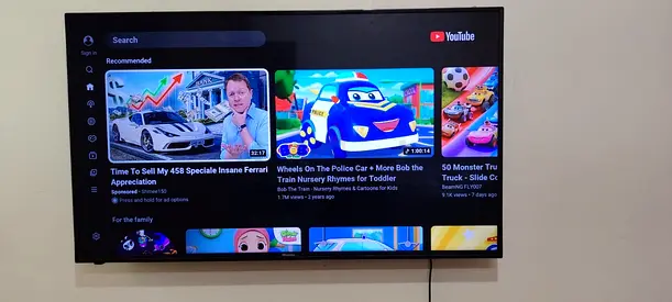 Hisense 50 inch smart Tv