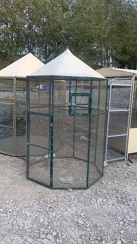 Octagonal outdoor bird aviary cage