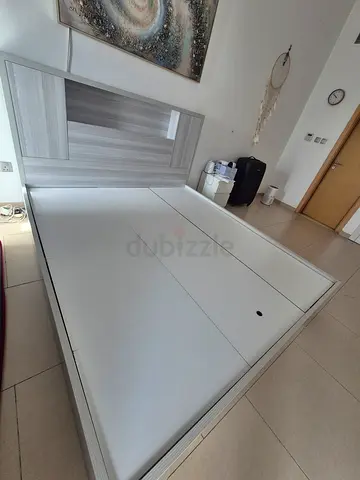 White wooden double bed frame (king bed 200×180) with headboard - good condition