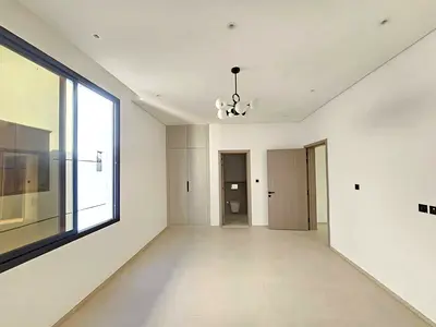 فرصة مميزة للإيجار السنوي، فيلا بتصميم عصري وتوزيع داخلي عملي يوفر الراحة والخصوصية، _ مرونه في الدفع _ صيانه فري _ مساحه كبيره