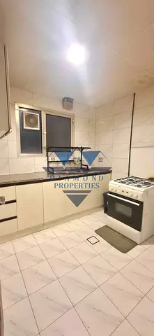 Very spacious and full furnished 1bhk available neat and clean building family building 3k with WiF