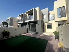 Single Row I 3BR + Maid Villa | Private Garden