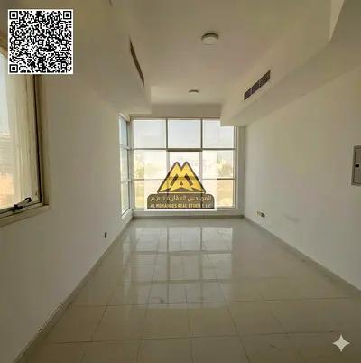 استديو مساحة كبيرة | موقع مميز بالقرب من محطة الباص | استديو جديد تاني ساكن | مضيئ جدا ونضيف | للعائلات فقط