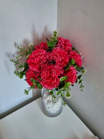 Artificial Pink Carnation Floral Arrangement in Glass Vase