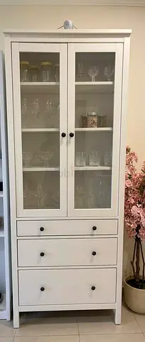 Elegant White Wooden Display Cabinet with Glass Doors  3 Drawers – Excellent Condition