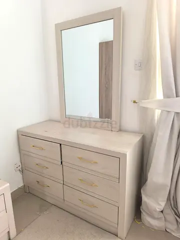 Light Wood 6-Drawer Dresser with Mirror - Good Condition