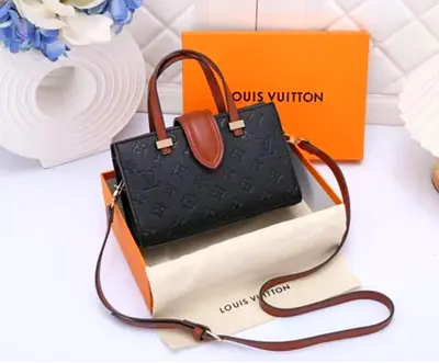 Louis Vuitton-style Black Monogram Leather Top-handle Bag with Shoulder Strap..1st copy