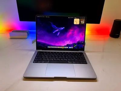 Premium Macbook Pro 14 M1 PRO 1TB 16gb ram + Premium branded Accessories
