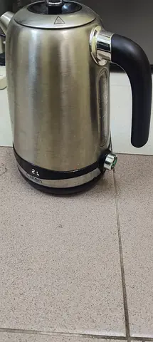 Stainless Steel Electric Kettle - 1.7L, Used