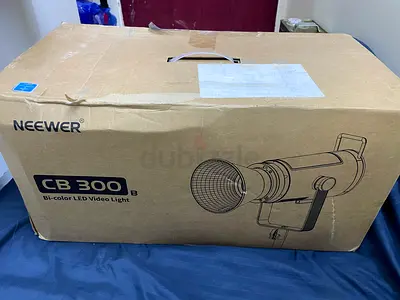 Neewer CB 300 BI  Color LED Video Light For sale Minimum Price New Box Pack Urgent Sale