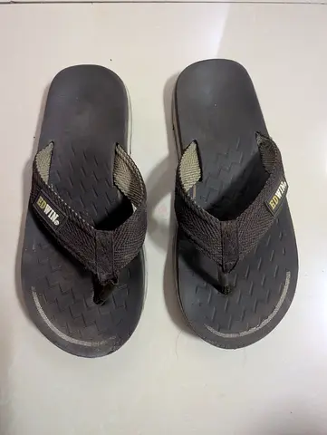 Brown casual mens flip-flops, size 42
