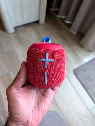 Wonderboom 2 red color in good condition