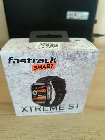 Smart watch titan