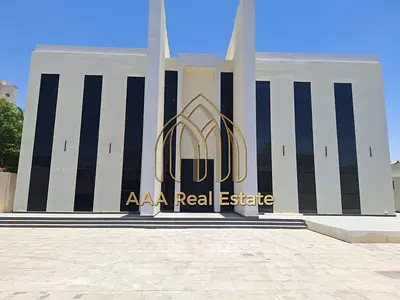 BRAND NEW | MODERN STYLE | ELEVATORS | SPACIOUS