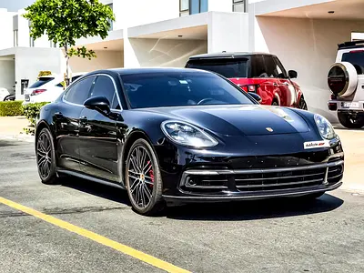 صورة 1 لـ 2017 Porsche PANAMERA