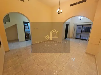LARGE 3 MASTER BR AWAY FROM FLIGHT PATH